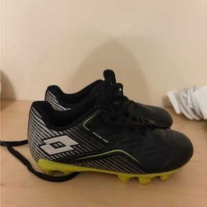 Roma 700 kids cleats size 10